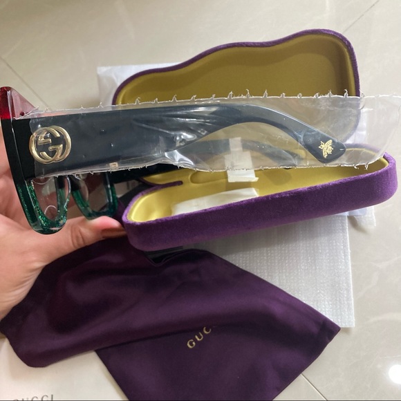 Gucci Sunglasses - Picture 4 of 13